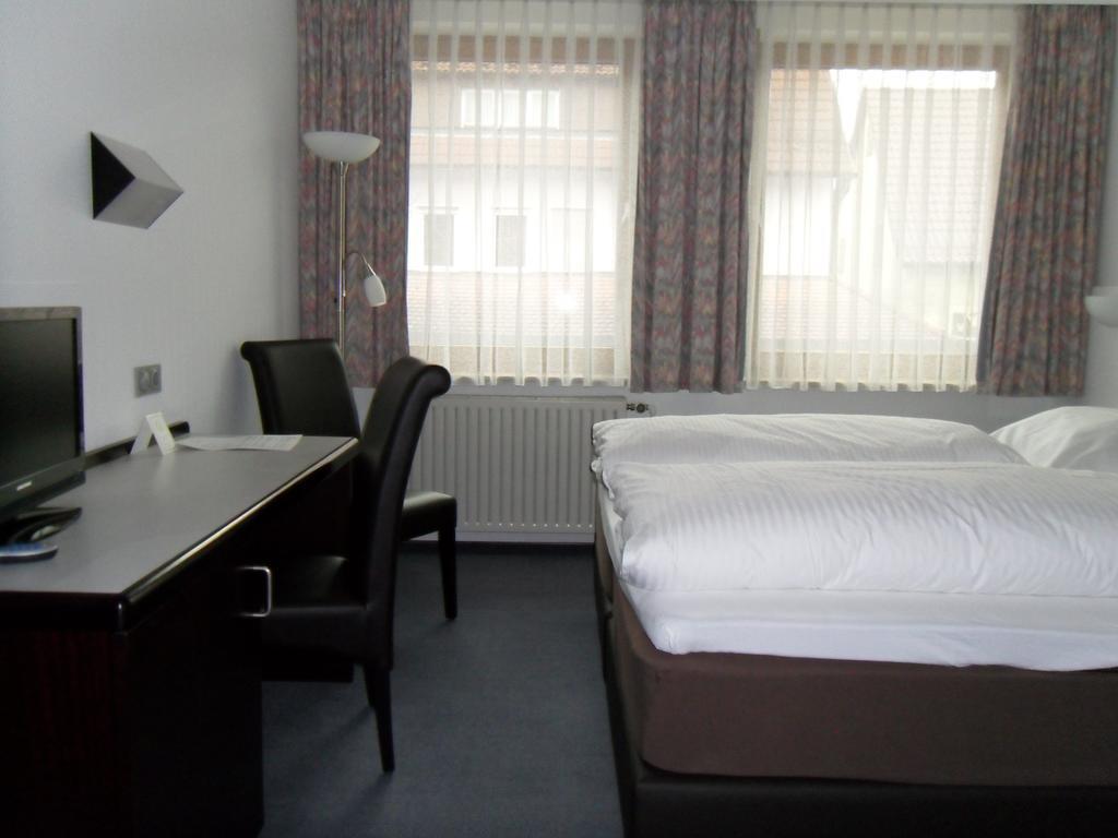 Hotel Gasthof Traube Kernen Екстер'єр фото